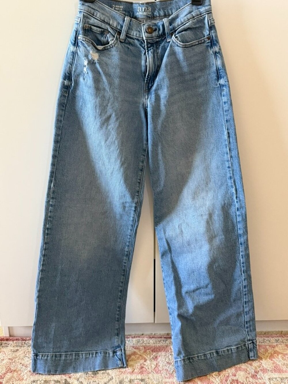 A.n.a Women's High Rise Wide Leg Jeans